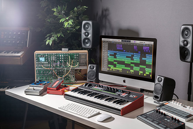 IK Multimediaの人気アナログシンセが進化、「UNO Synth Pro