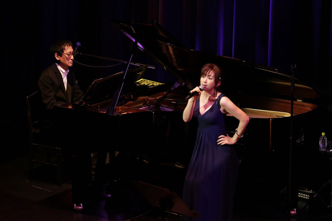 斉藤由貴/Billboard Live Tour\"\"水響曲\"\" プレミアムコレ… Amazon.co.jp: 斉藤由貴「Billboard Live Tour 