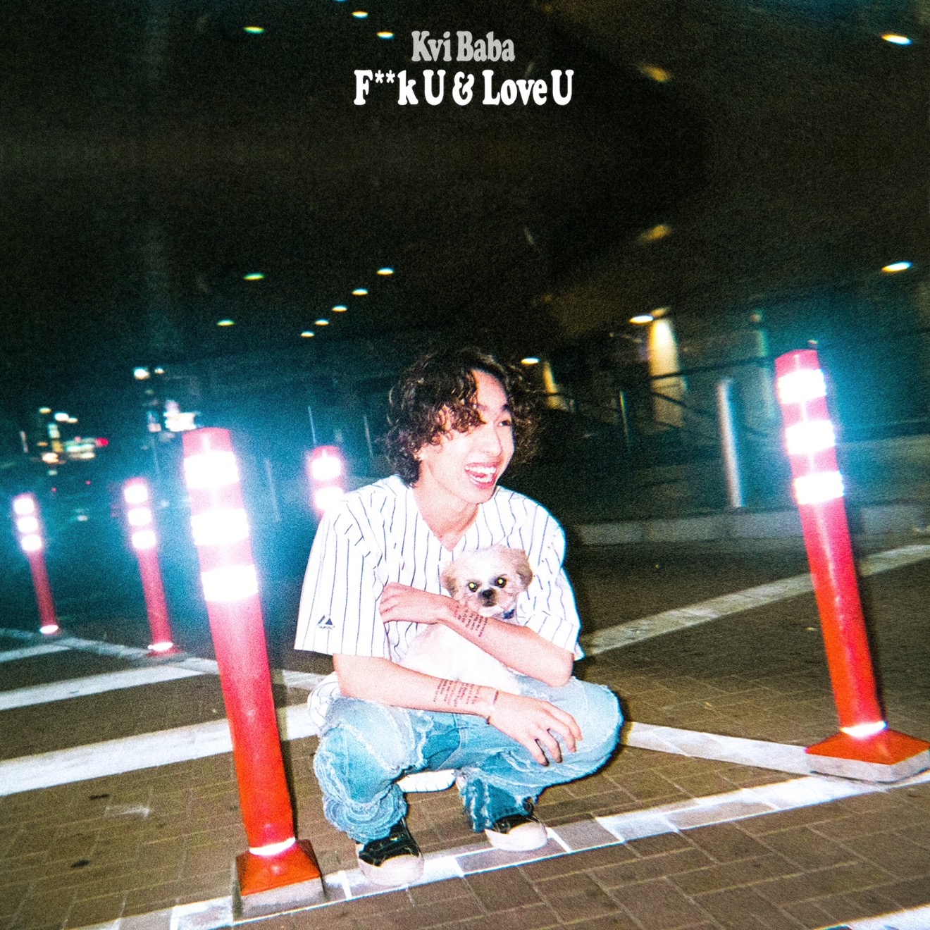 Kvi Baba、愛犬と戯れる。「F**k U & Love U」MV公開 | BARKS