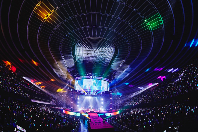 L'Arc-en-Ciel、＜30th L'Anniversary TOUR＞大阪で開幕 | BARKS