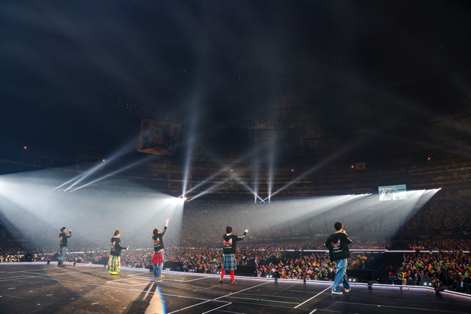 関ジャニ∞ ドームツアー　18祭　ERライト ライブレポート | 関ジャニ∞ 『ドームLIVE 18祭』 - FenderNews