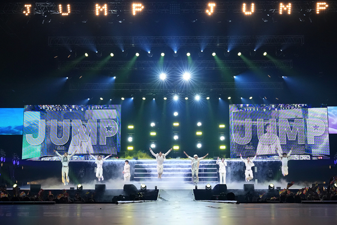 FANTASTICS 　hop step jump　ライブ　タワレコ　特大パネル ライブアルバム『FANTASTICS ARENA LIVE 2023 ”HOP STEP JUMP