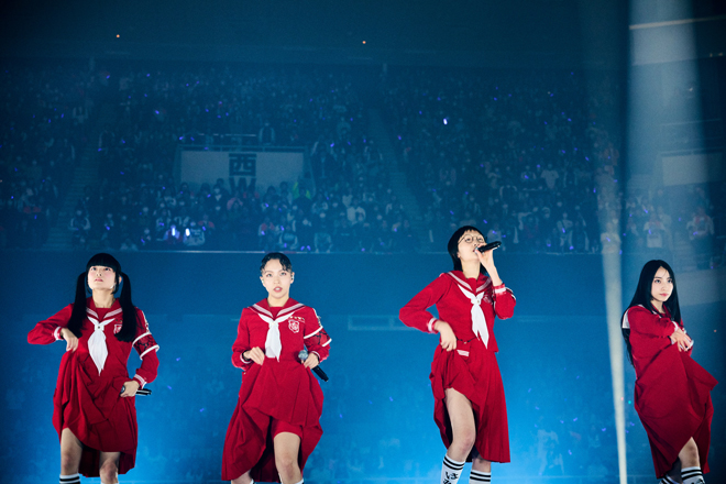 新しい学校のリーダーズ、初の武道館公演＜青春襲来＞で「この
