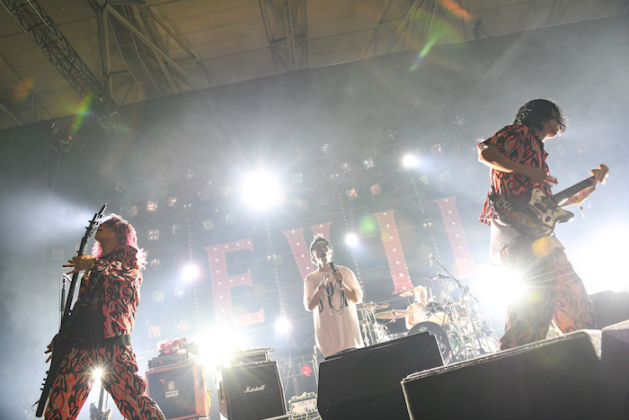 Deathtruction トレーナー SPARK!!SOUND!!SHOW!! カジュアルな