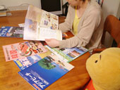 ２）パンフ見まくる、の図