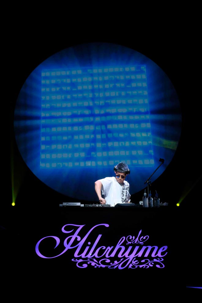 Hilcrhyme、10周年記念ツアー東京公演で史上最多の37曲熱唱 | BARKS