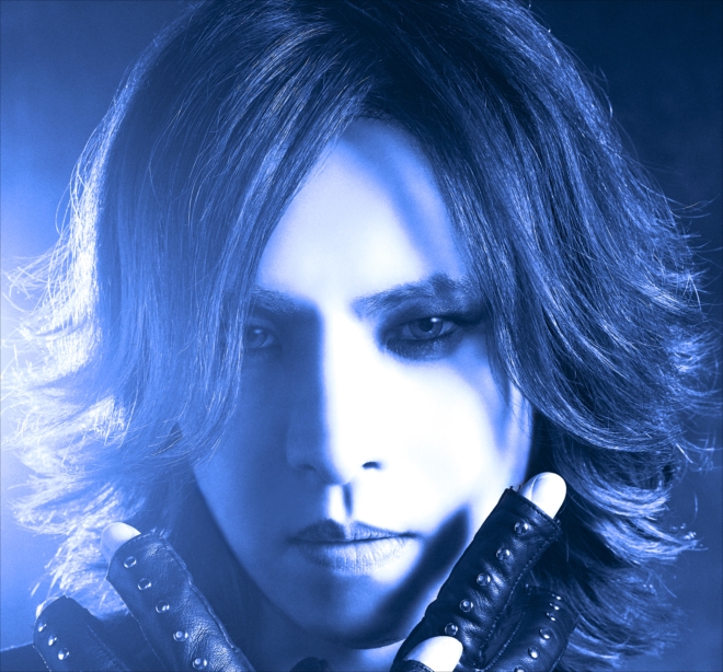 YOSHIKIプロデュースひBattre Sang Blue 青 YOSHIKIプロデュース香水、サファイアブルーバージョン限定発売