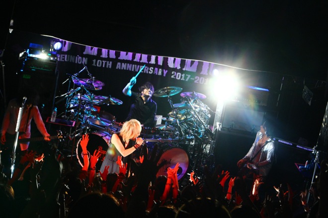 【未開封】D'ERLANGER　DVD　2008年FC限定　クリスマスライブ D'ERLANGER、ツアーファイナル目前にkyo（Vo）コメントを含む