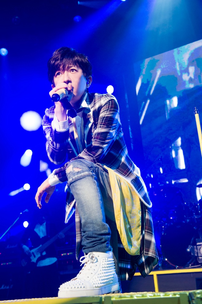 L&#39;Arc～en～Ciel - TETSUYA 4950ライブ　バッグ L'Arc～en～Ciel 結成30周年イヤー完走、東京ドーム2Daysで感涙