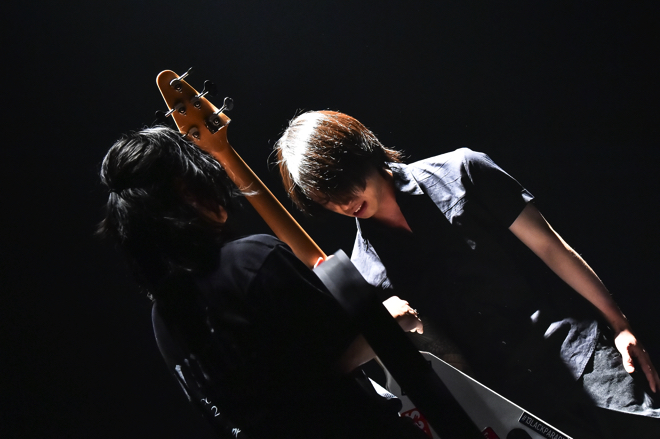 lynch. フォトフレーム グッズ 展示会 限定 悠介 明徳 LIVE lynch.、12月31日にZepp Nagoyaで行われた『18th Anniversary