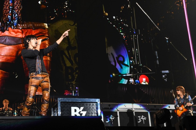 B'z 稲葉浩志 ライブ 2004 en ツアー ジャージ 鳩鳥 B'z 稲葉