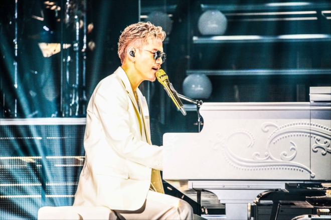 EXILE ATSUSHI、京セラドーム2daysで帰国後初の凱旋ライブ | BARKS