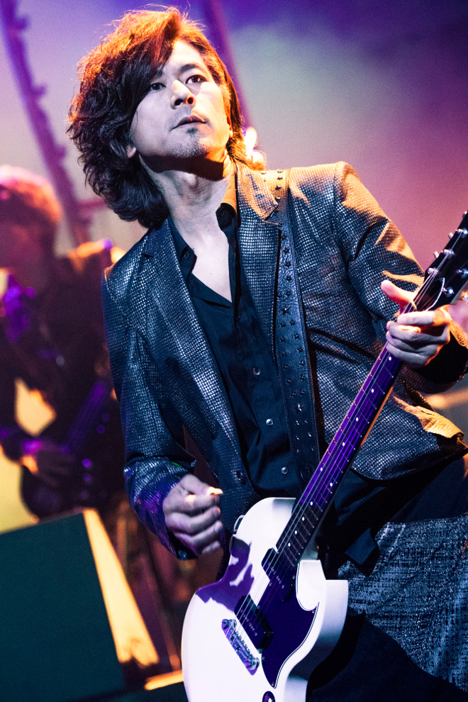 BUCK-TICK、ツアー初日に見せた『No.0』の濃密な世界観 | BARKS