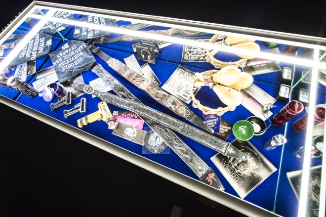 B’z 30TH YEAR SCENES EXHIBITION1998-2018 Amazon.co.jp: B'z Life Game B'z 30th YEAR EXHIBITION SCENES
