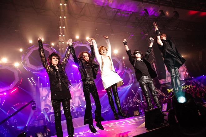 X JAPAN 紅に染まった夜VIPゴールドパッケージグッズ（XJAPAN 紅