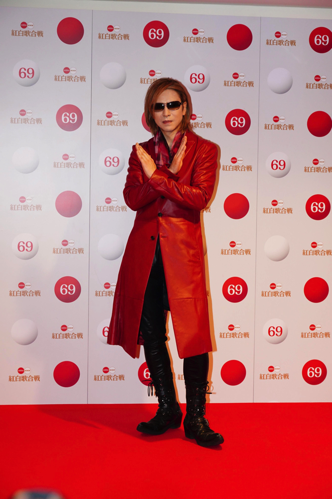 YOSHIKI、『NHK紅白』で“強敵YOSHIKI” と対決 | BARKS