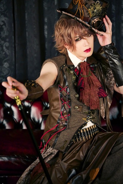 インタビュー】ALICE IN MENSWEAR、マスケラmichi.とラクリマ