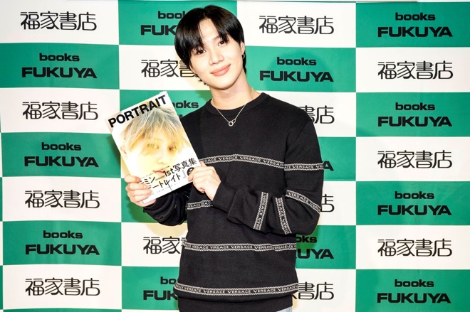 レポート】SHINeeのテミン、写真集『PORTRAIT』サイン会で
