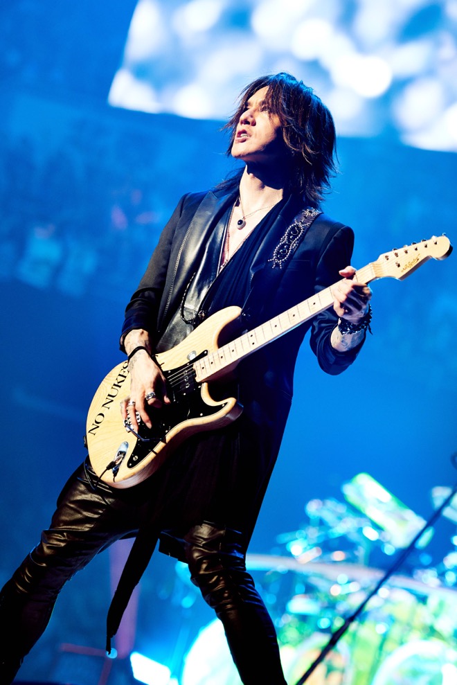 レポート】LUNA SEA、30周年記念ライヴ武道館初日「一緒に壊れて