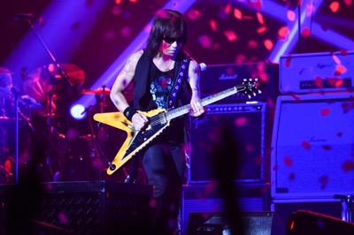 Epiphone 1958 KORINA FLYING V 松本孝弘 B'z B'z松本さんの 使用モデル廉価版 Epiphone フライングV | Rockin