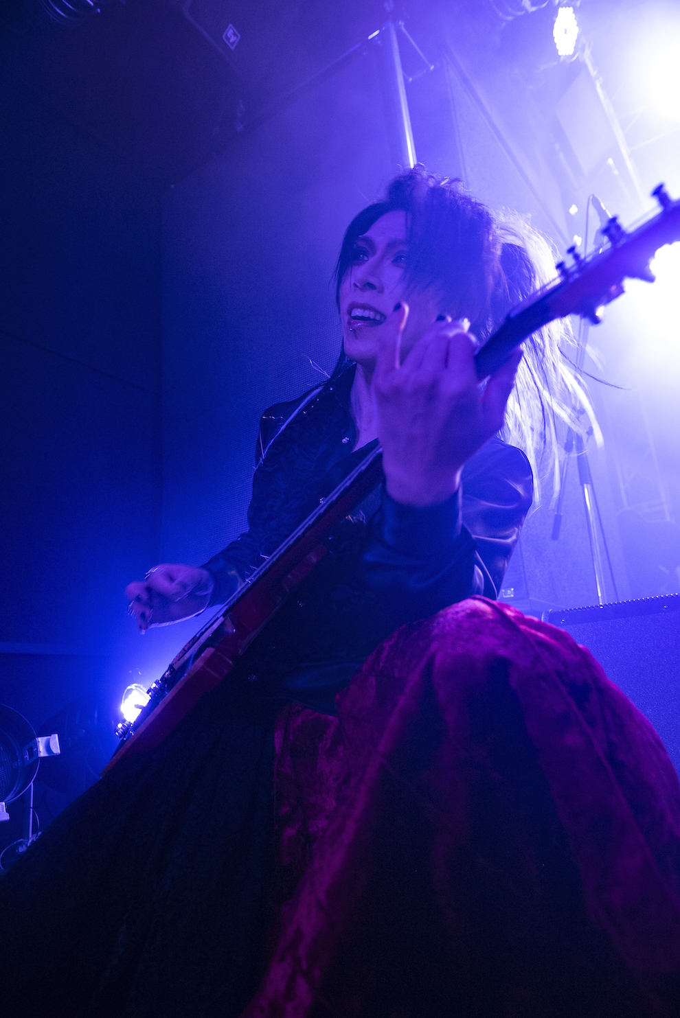 ライブレポート】正統的ヴィジュアル系を継承するヴァージュ | BARKS