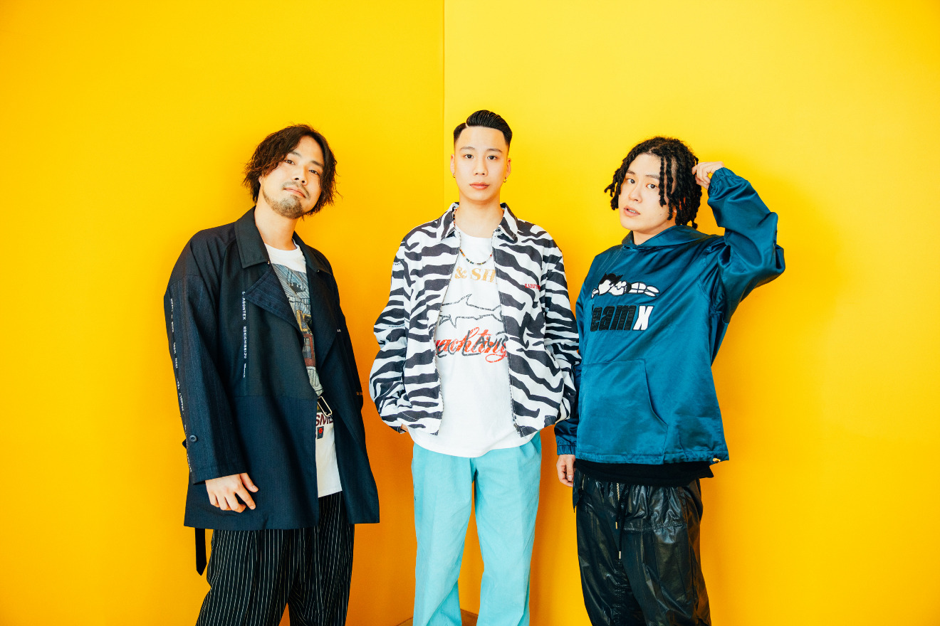 変態紳士クラブ HERO DVD付 2nd EP 特典ステッカー付 変態紳士クラブ 『HERO -Deluxe Edition-』 11/17(火)TOY'S
