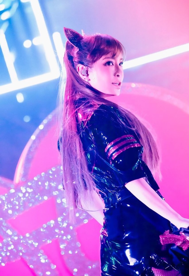 浜崎あゆみ TROUBLE ツアー ライトミラー 新品未使用 Amazon.co.jp: 浜崎あゆみ TROUBLE ツアー ライトミラー Ayu