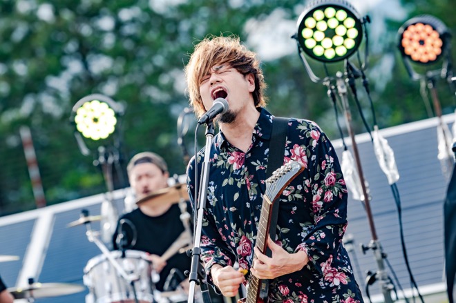 レポート】＜THE SOLAR BUDOKAN＞DAY4、10-FEET「気持ちが負け