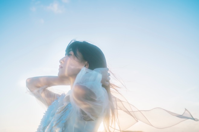 宮川愛李、1stフルアルバムより“名探偵コナン盤”のジャケット