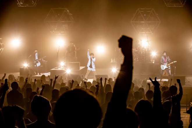 Waive Blu-ray 「ライブハウス渋谷公会堂へようこそ。」 Waive 20th Anniversary Special GIG 「ライブハウス渋谷公会堂