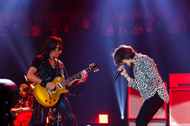 B'z、ミスチルとGLAYを迎えた＜UNITE #01＞全公演終了＋配信