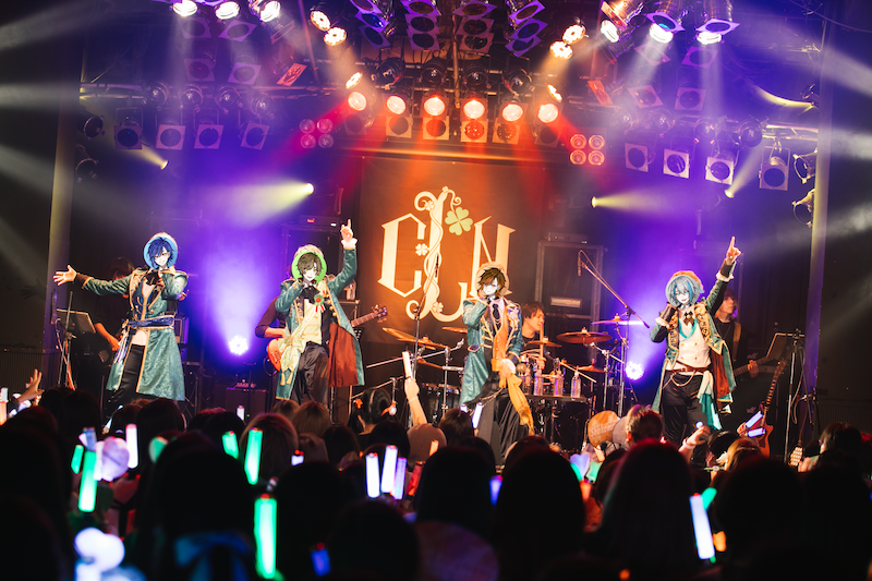 クレノア しゃけみー リングライト ラバーバンド 名札風アクリルバッジ 他 クレノア🍀5周年 on X: 