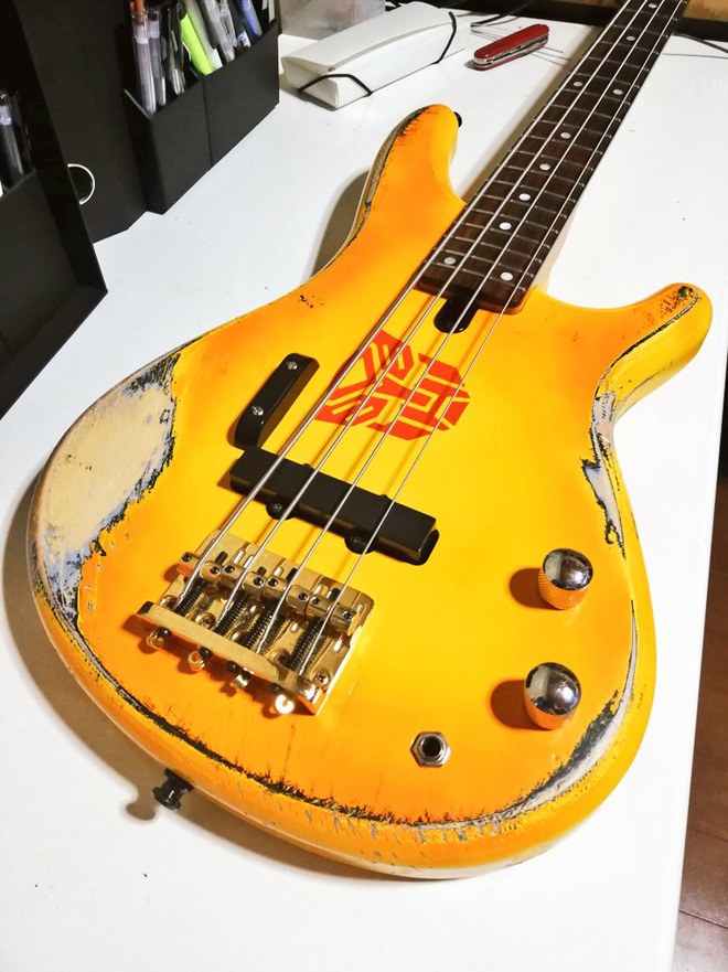 俺の楽器・私の愛機】893「無知の成せる魔改造」 | BARKS