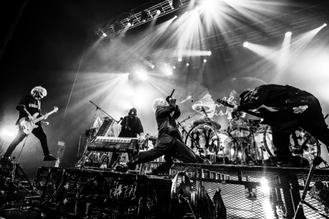 HYDE LIVE 2022 RUMBLE FISH パーカー ブラック HYDE LIVE 2022 RUMBLE FISH パーカー Lの通販 by MLs86FG｜ラクマ