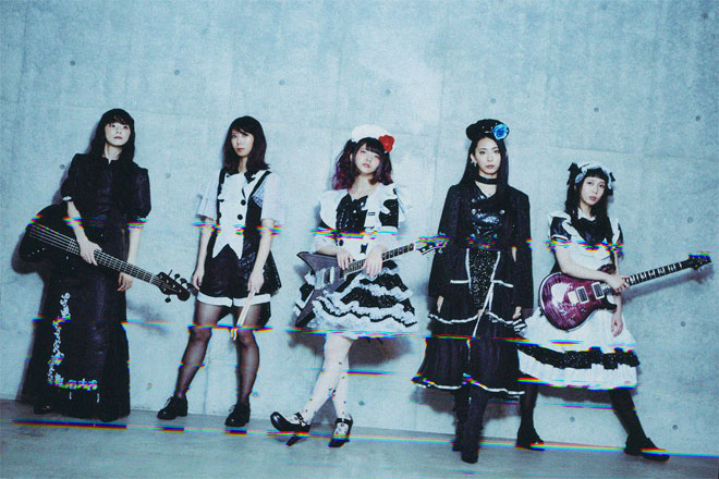 BAND-MAID小鳩ミク、ソロ歌唱曲「サヨナキドリ