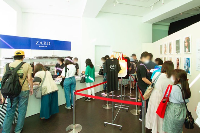 受注生産 額装写真 ZARD MUSEUM 鳥居坂六本木会場限定 坂井泉水 ⑦ 受注生産 額装写真 ZARD MUSEUM 鳥居坂六本木会場限定 坂井泉水 ⑦