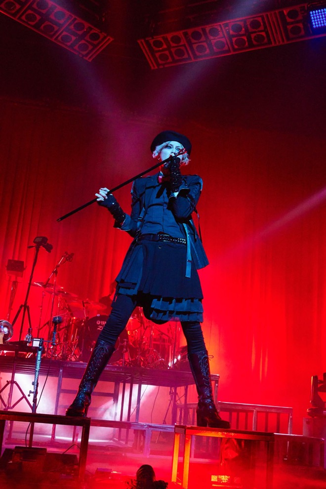 LM.C maya Aiji サイン入りライブBlu-ray、ライブCD ライヴレポート】LM.C、15周年記念渋公ワンマンでハロウィン告知