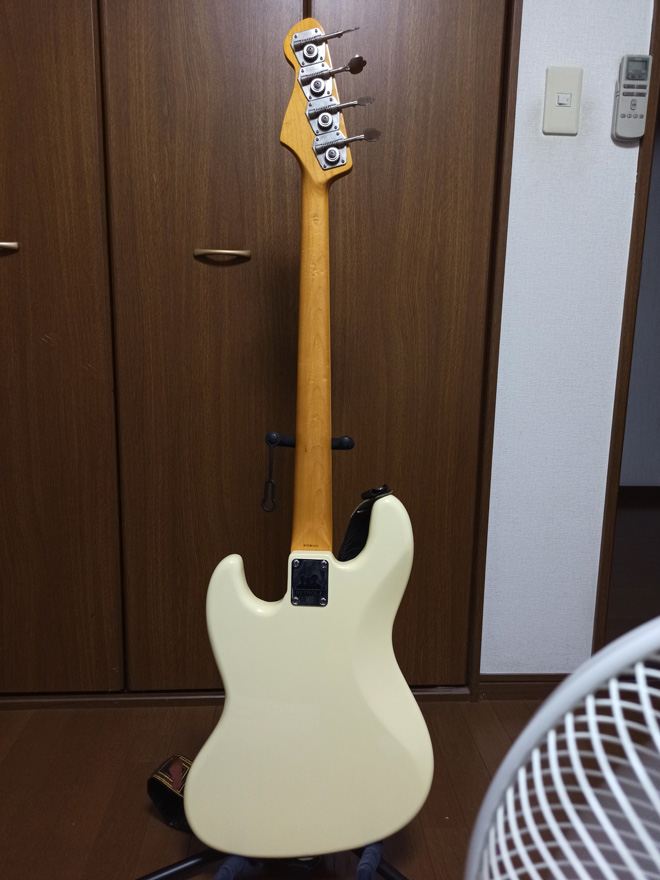 ☆約40年前のベース　メーカー不明　Tokai？　依頼品 ☆約40年前のベース メーカー不明 Tokai？ 依頼品