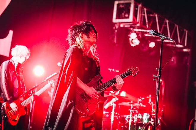 ライヴレポート】アルルカン、10周年の感謝を胸に新たな夜明け