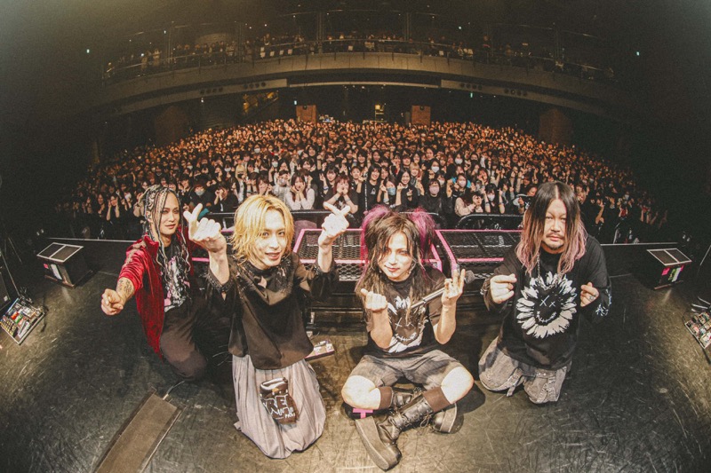 ライヴレポート】DEZERT、ツアー＜The Heart Tree -延命ピエロ編