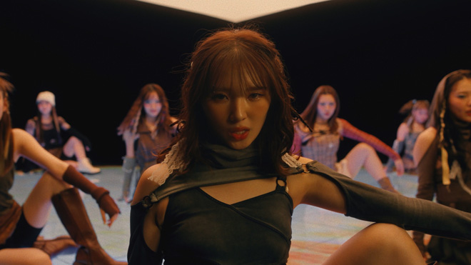 Girls²×iScream「D.N.A.」、ミュージック・ビデオを公開 | BARKS