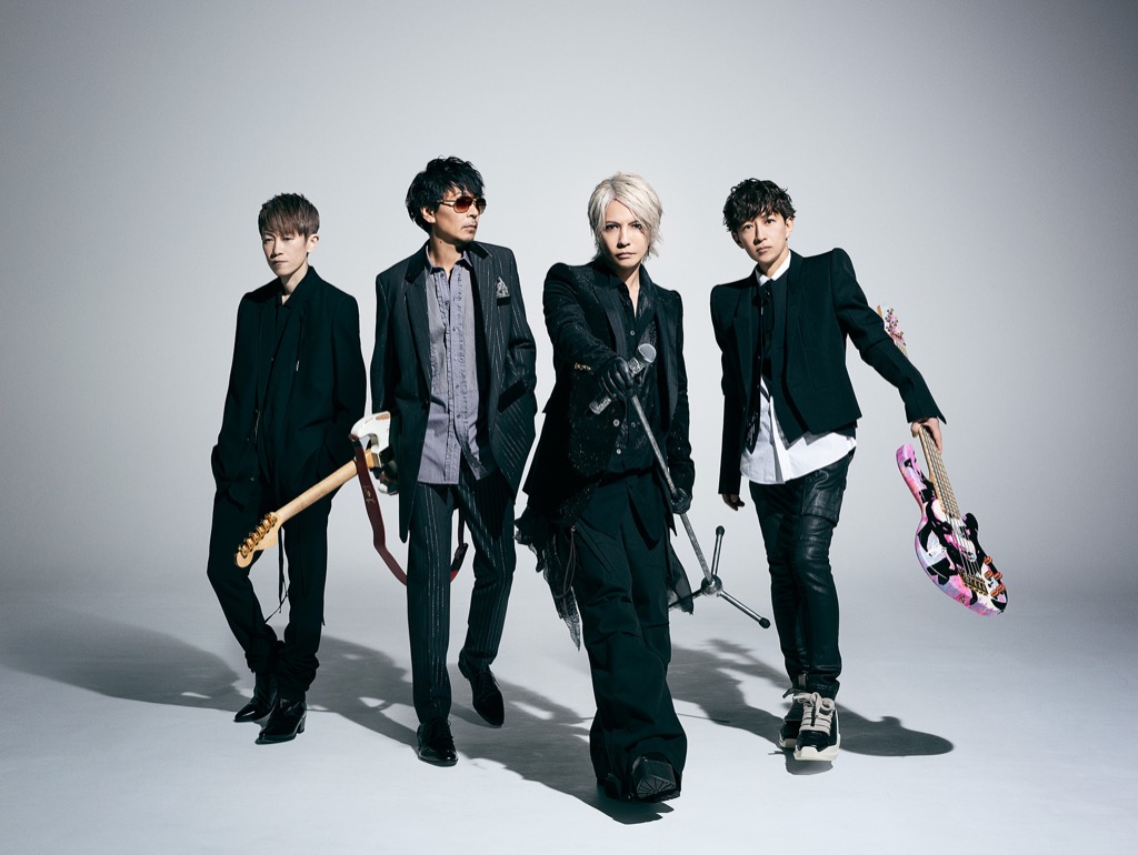 L'Arc〜en〜Ciel ARENA TOUR MMXX ライブ写真集 L'Arc〜en〜Ciel ARENA TOUR MMXX ライブ写真集 Amazon.co.jp: L'