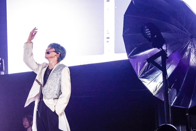 【希少】MIYAVI 雅 ツアーパーカー ライブ 2016年 M 幕張メッセ 200着限定 MIYAVI 雅 2016年幕張メッセ ライブパーカー トップス