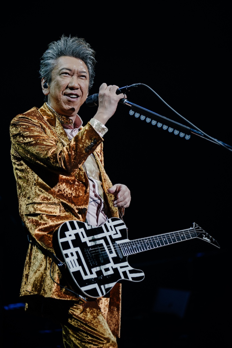 布袋寅泰 ライブ in 武道館 バンドスコア BS 布袋寅泰 「ライブ in 武道館」 (バンド・スコア) |本 | 通販