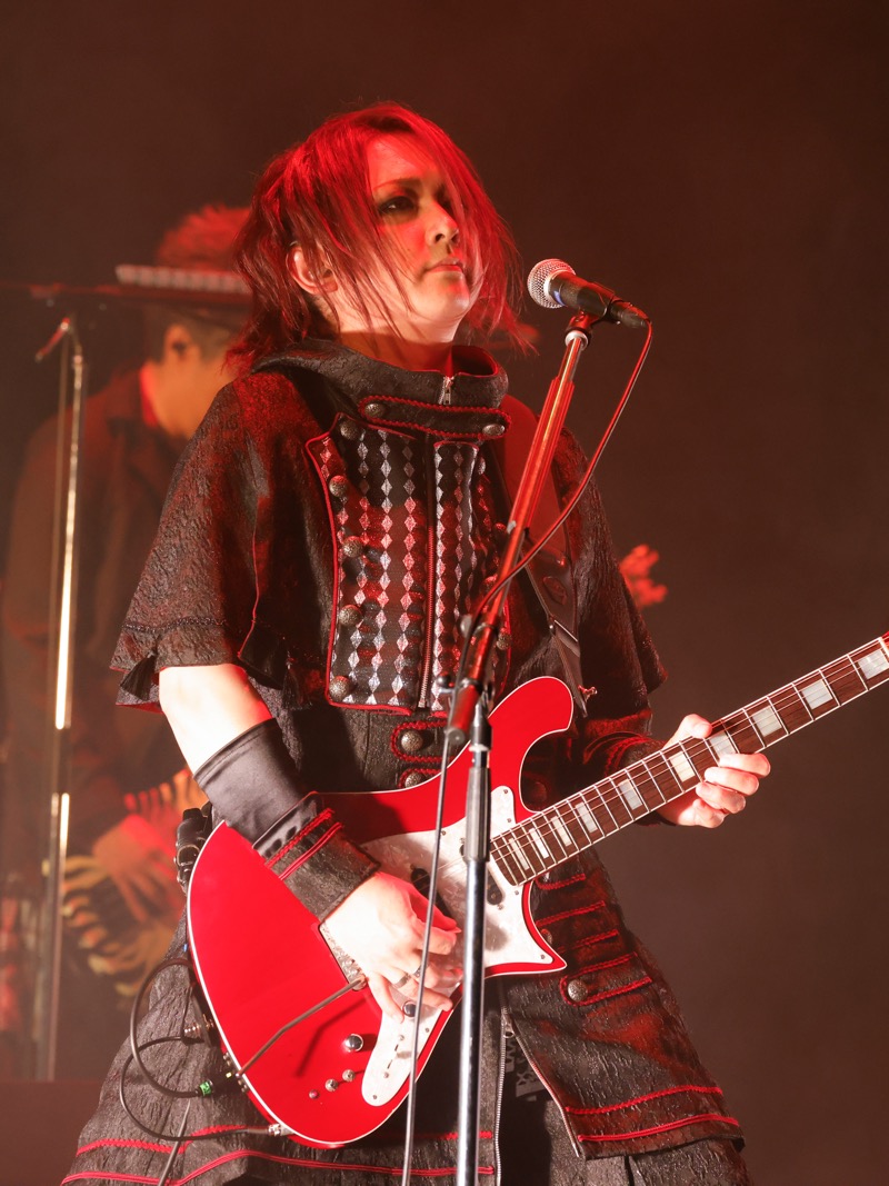 ライヴレポート】PIERROT、10年ぶりワンマンに多幸感と約束