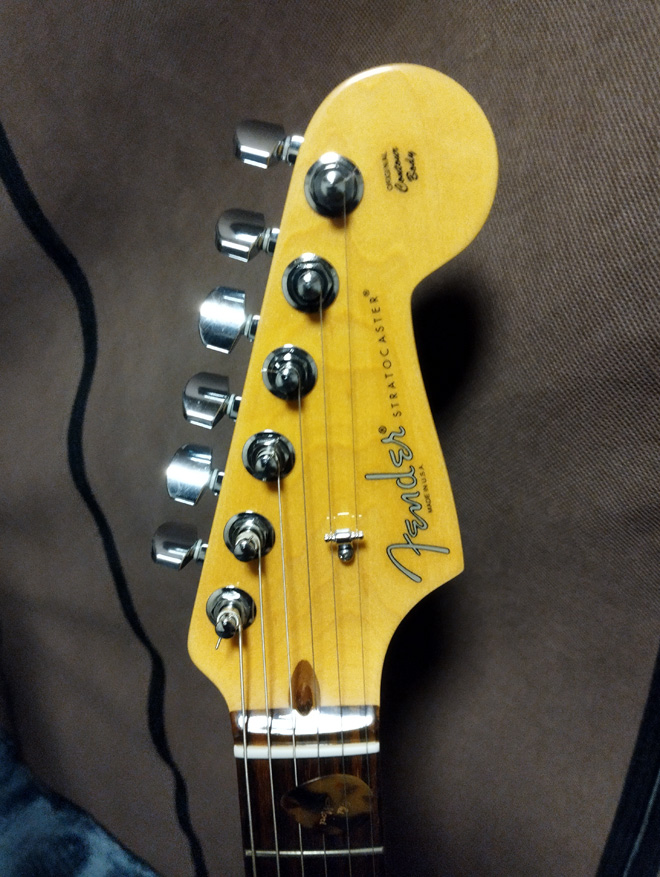 俺の楽器・私の愛機】1814「我が家のFenderトリオです。」 | BARKS