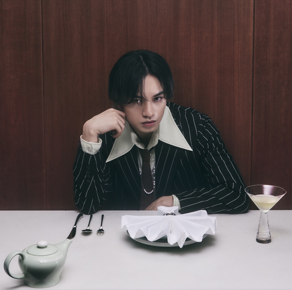 中島健人　公式写真　❶ 現在青☆マークのみ Amazon | Sexy Zone 公式 生 写真（中島健人）SE00354