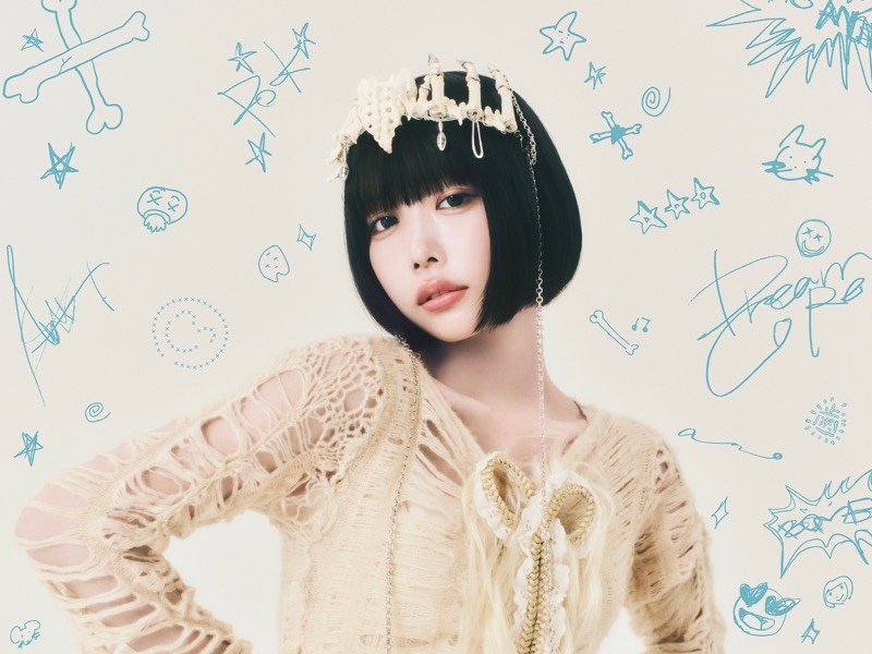 ano、2ndアルバム『BONE BORN BOMB』新ビジュアルに“骨”モチーフ