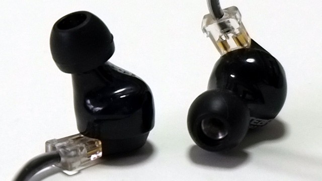 須山補聴器 FitEar Parterre パルテール 本体 箱あり 須山補聴器 FitEar Parterre（パルテール） (ユニバーサルモデル