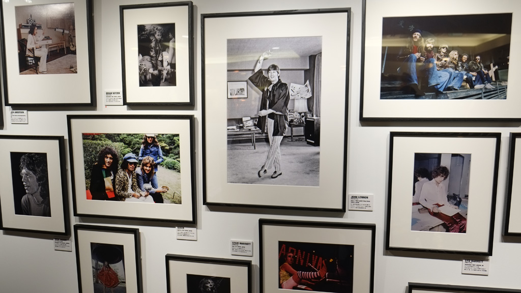 歴史的エピソード満載、長谷部宏「写真展示会」開催スタート | BARKS